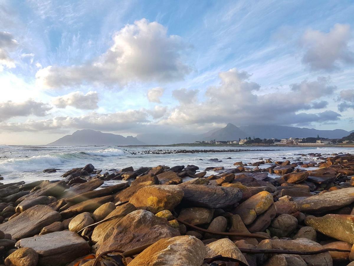 Malachite Cottage Kommetjie Bagian luar foto